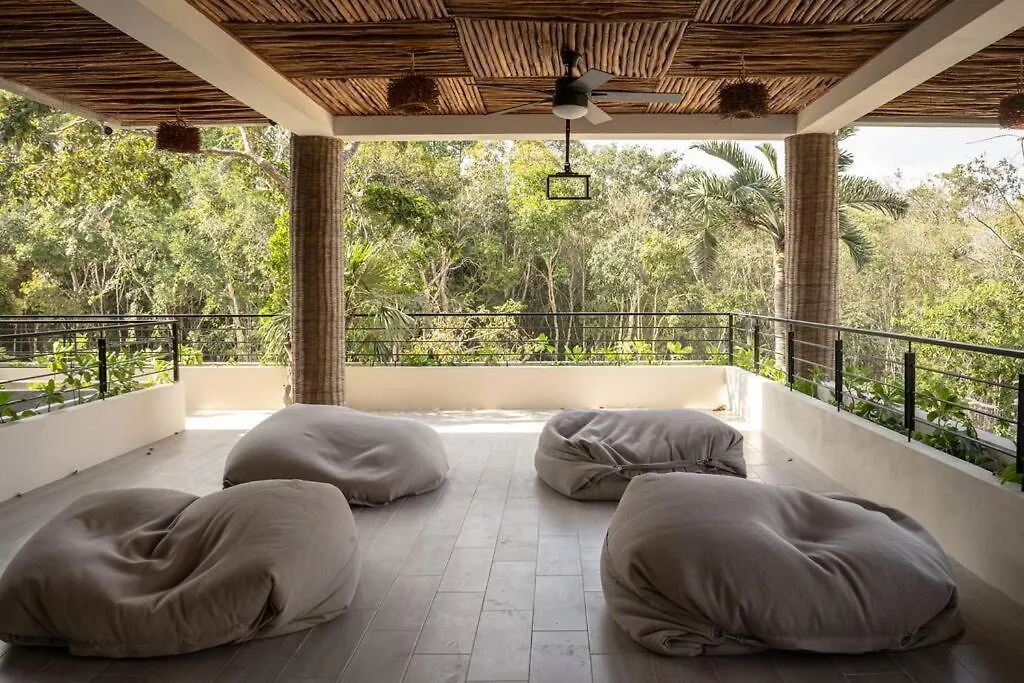 2 Bedbath-Tulum-Private Pool Apartment 0*, Tulum